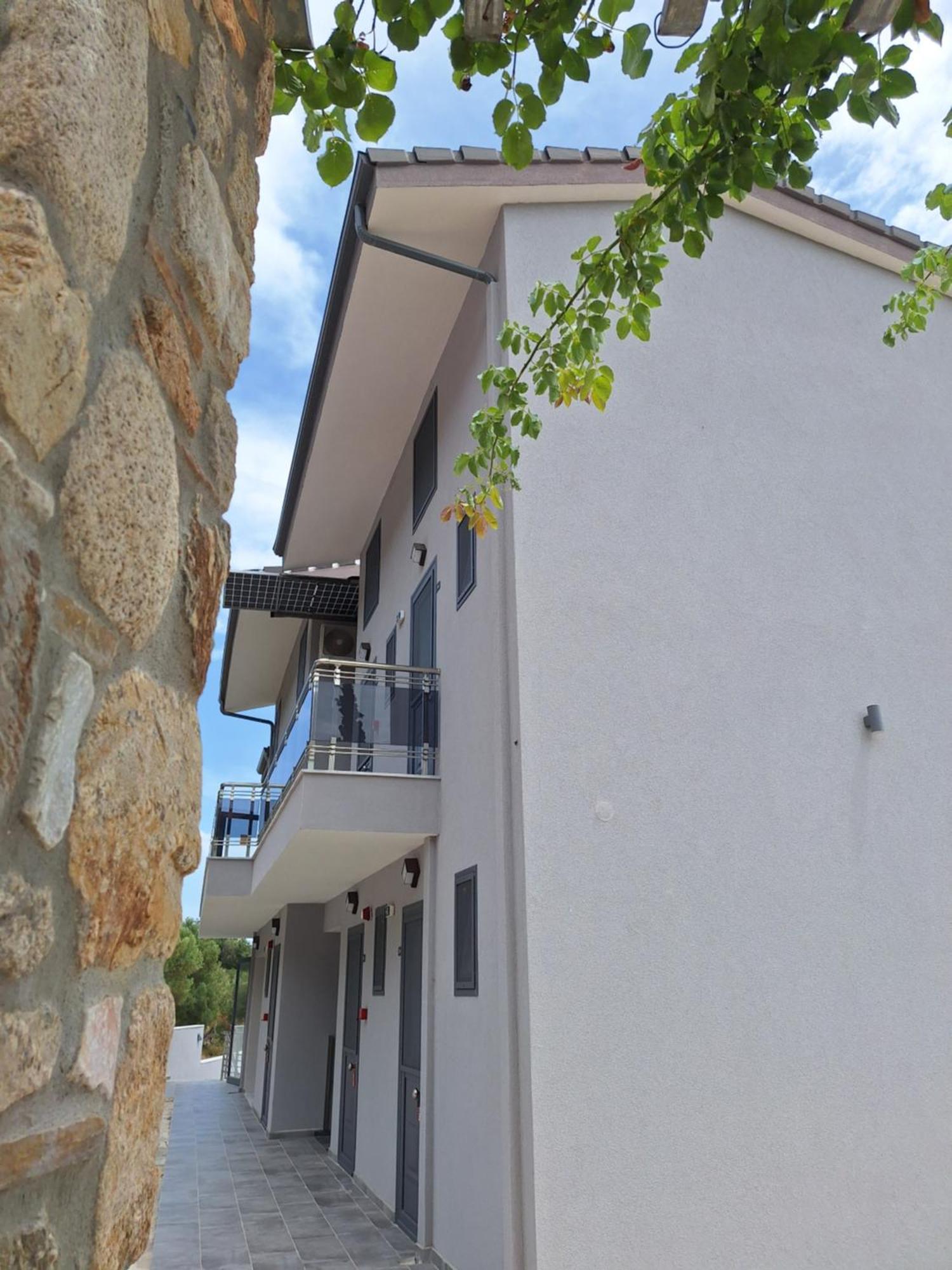 Sarti Thea Hotel Exterior photo
